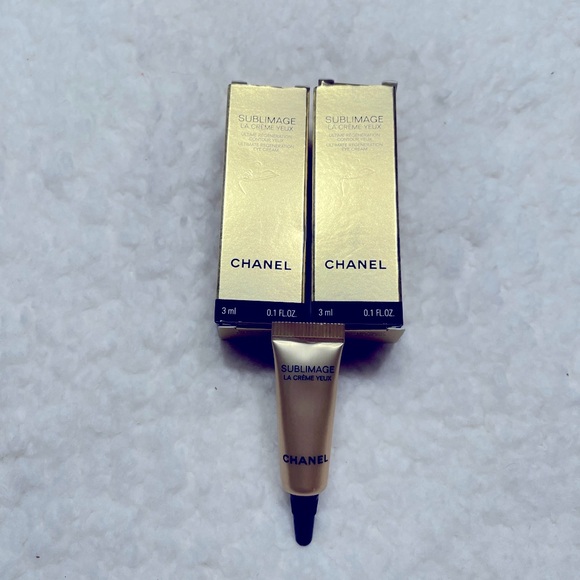 Authentic 4 piece bundle Chanel la crème 3.ml & 5.ml💕💕 - Picture 4 of 6